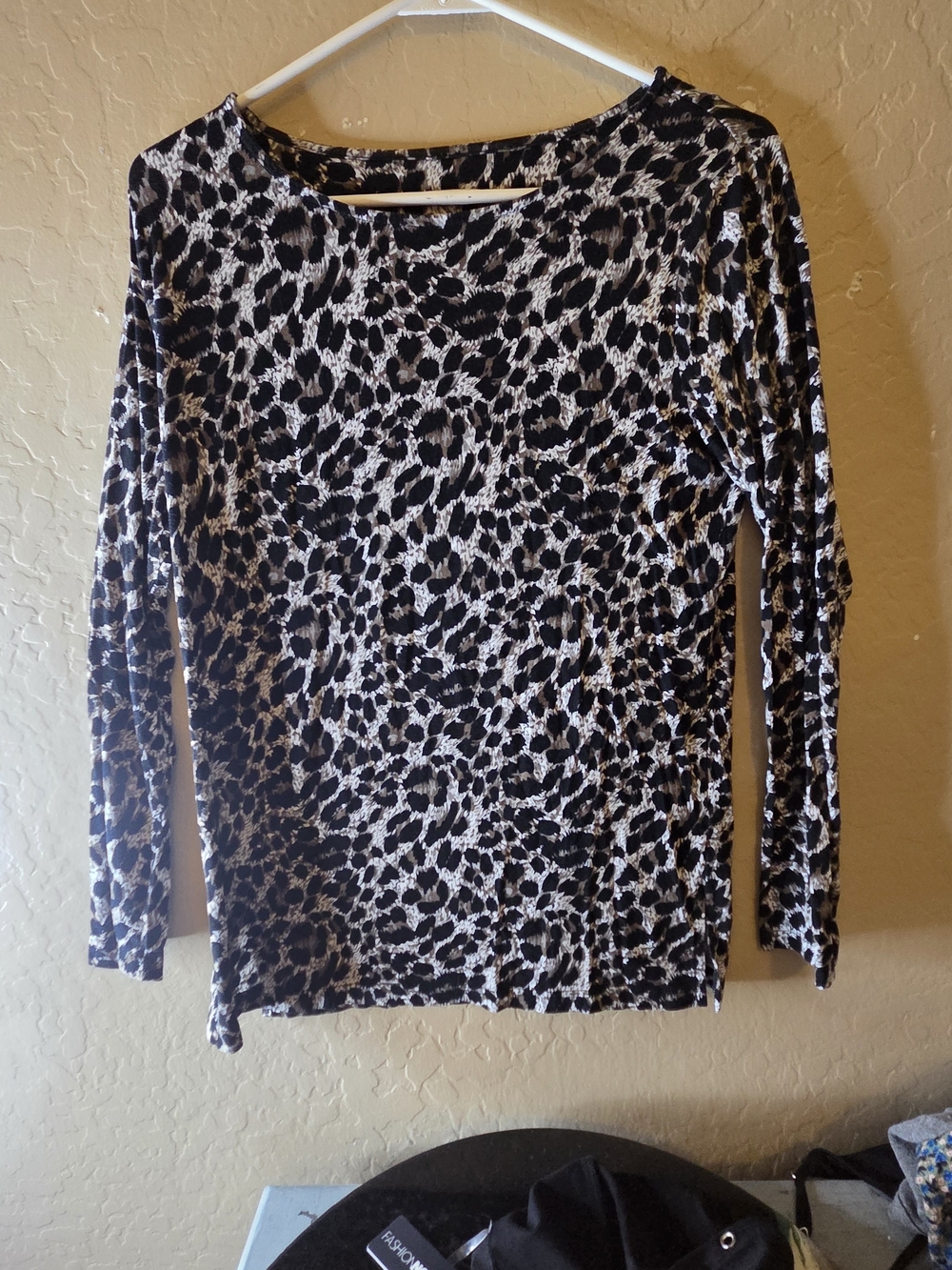 Mario Serrani Black and Cream Leopard Print Long Sleeve Tee